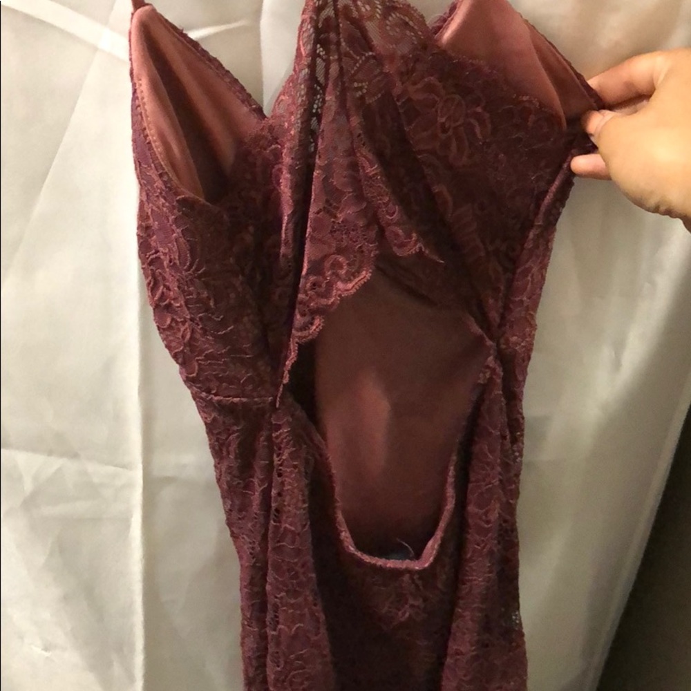 Mauve lace bodycon dress - Picture 2 of 4